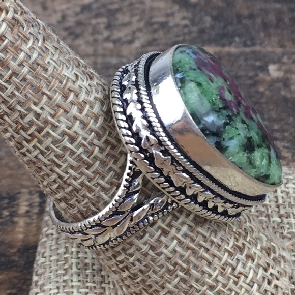 Ruby in Zoisite Stone Ring Size 8.25 - Picture 8 of 12